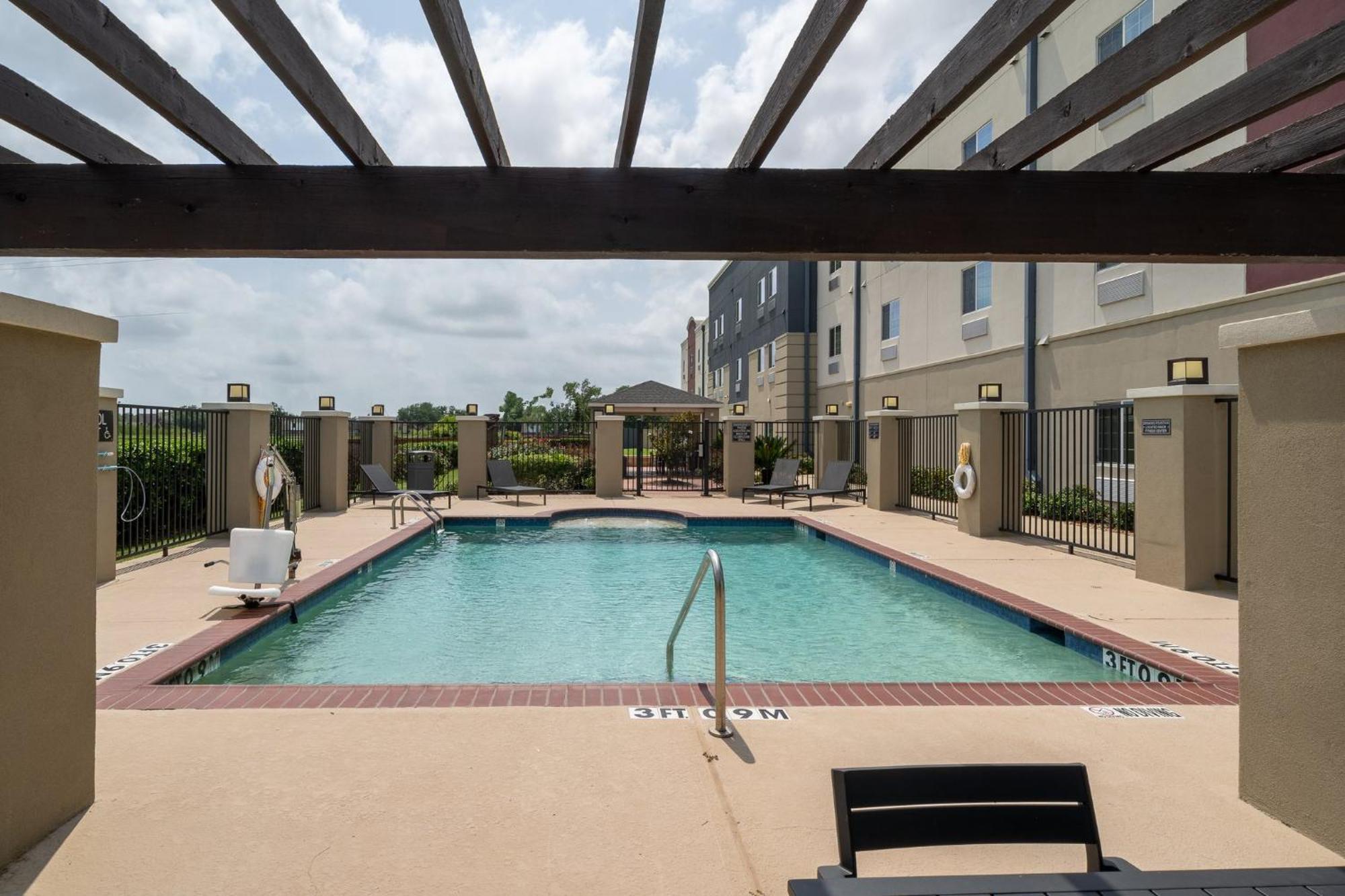 Candlewood Suites Deer Park By Ihg Extérieur photo