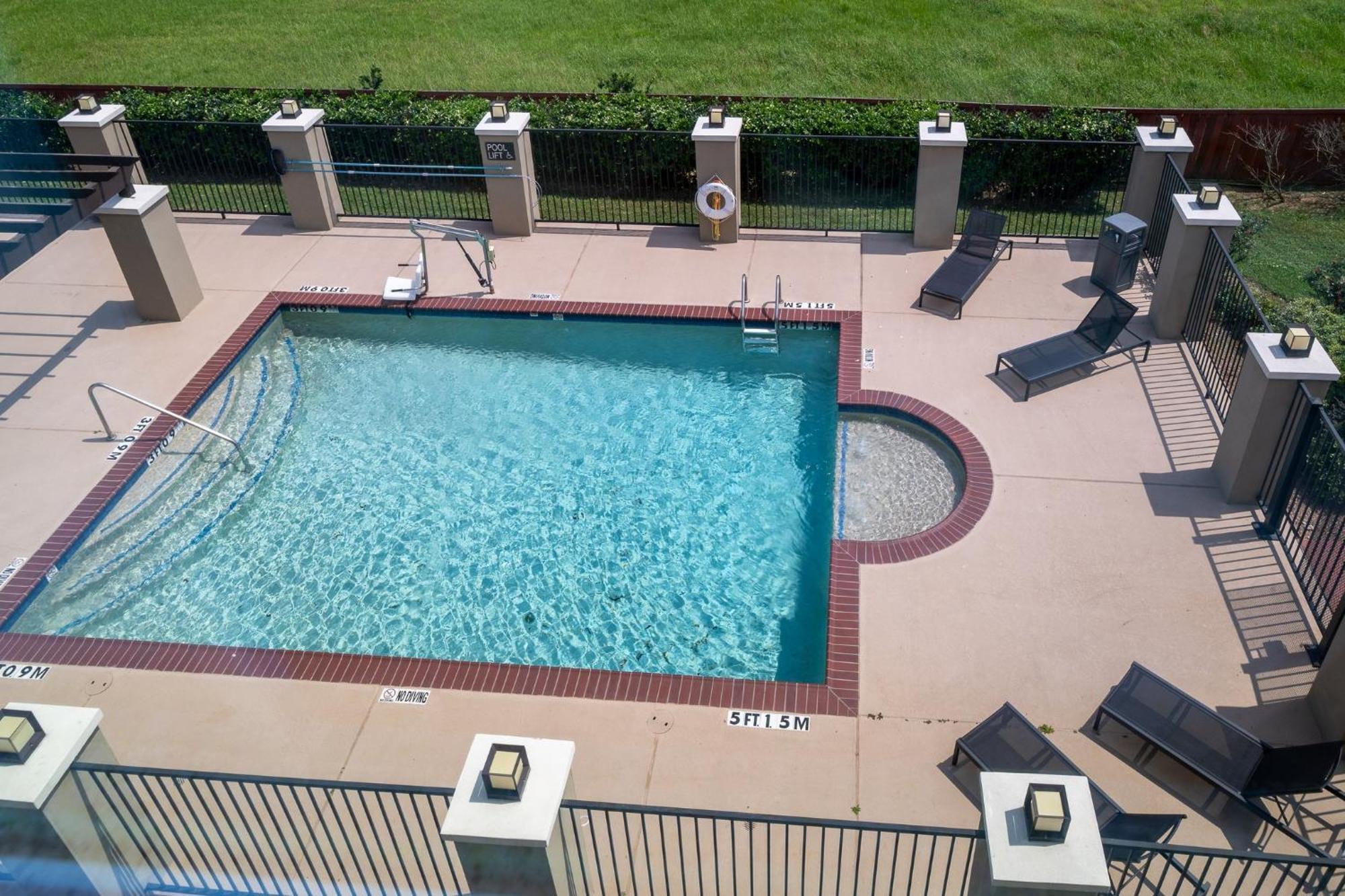 Candlewood Suites Deer Park By Ihg Extérieur photo